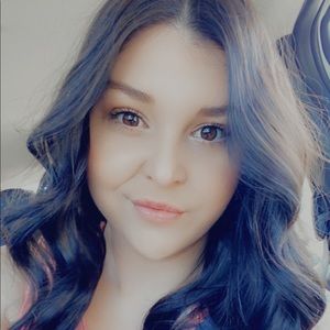 Meet your Posher, Jordyn